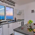 Villa Uezuemlue 1 Bedroom Secluded With Private Pool Hot Tub