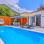 Uezuemlue 1 Bedroom Secluded With Private Pool Hot Tub Villa