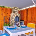 Uezuemlue 1 Bedroom Secluded With Private Pool Hot Tub *
