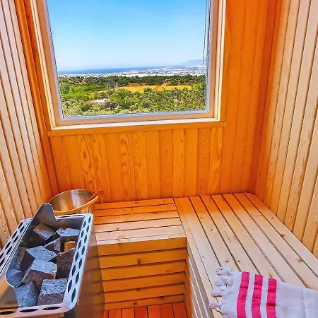 Villa Uezuemlue 1 Bedroom Secluded With Private Pool Hot Tub *