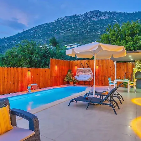 Uezuemlue 1 Bedroom Secluded With Private Pool Hot Tub Villa *
