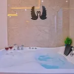 Uezuemlue 1 Bedroom Secluded With Private Pool Hot Tub * Kalkan